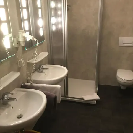 普瑞灵格兰德宫酒店 瓦门施泰纳赫