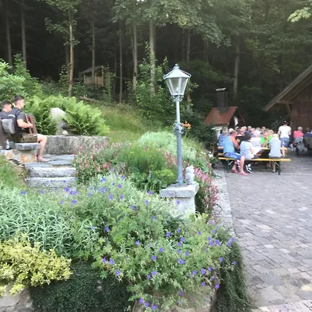 普瑞灵格兰德宫酒店 3* 瓦门施泰纳赫
