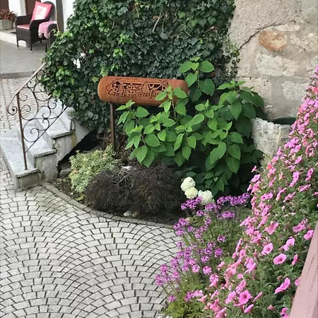 Pensión Preissinger 3*