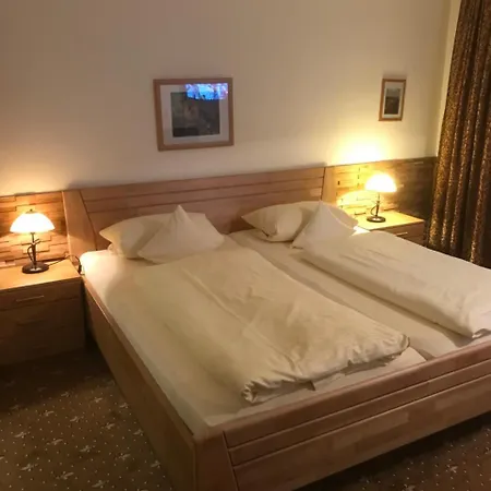 Pensión Preissinger 3*